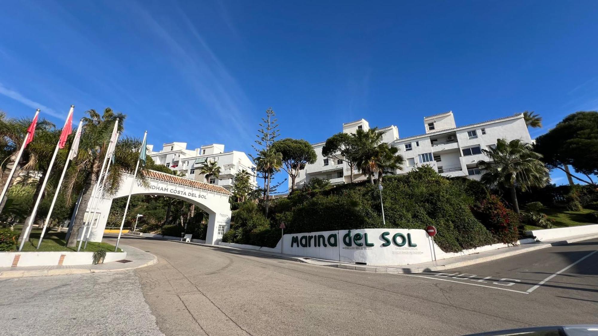 Apartamento Marina Del Sol 121 フエンヒロラ エクステリア 写真